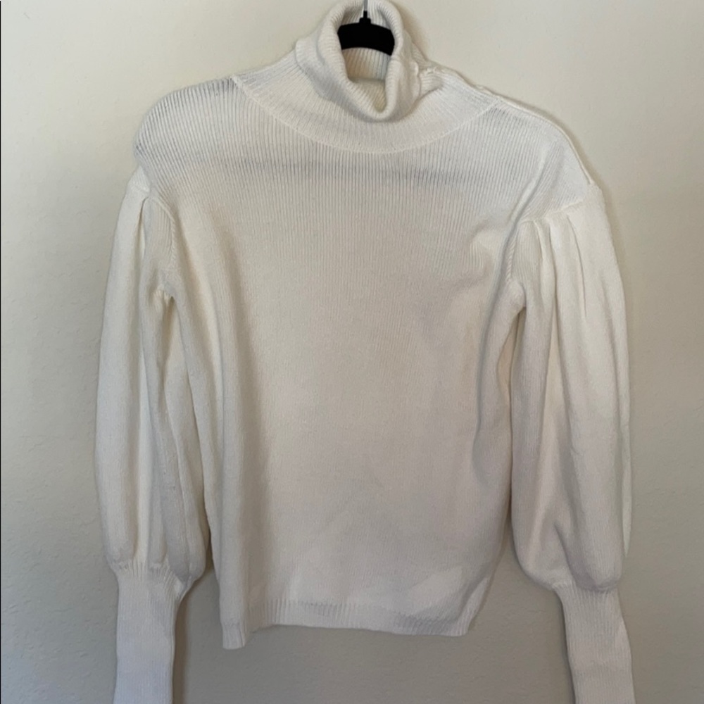 Puff sleeve sweater
